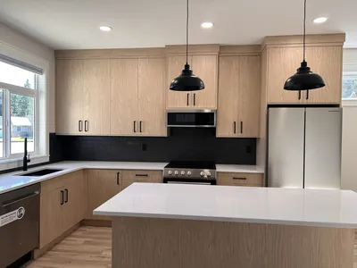 Black Tile Backsplash 1