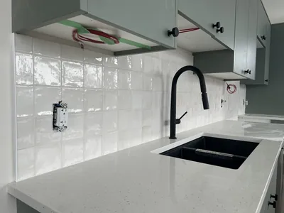 Light Square Tile Backsplash 2